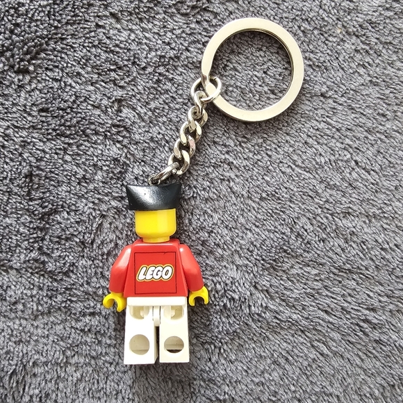 LEGO 3977 LEGOLAND Ambassador Key Chain - Picture 2 of 2